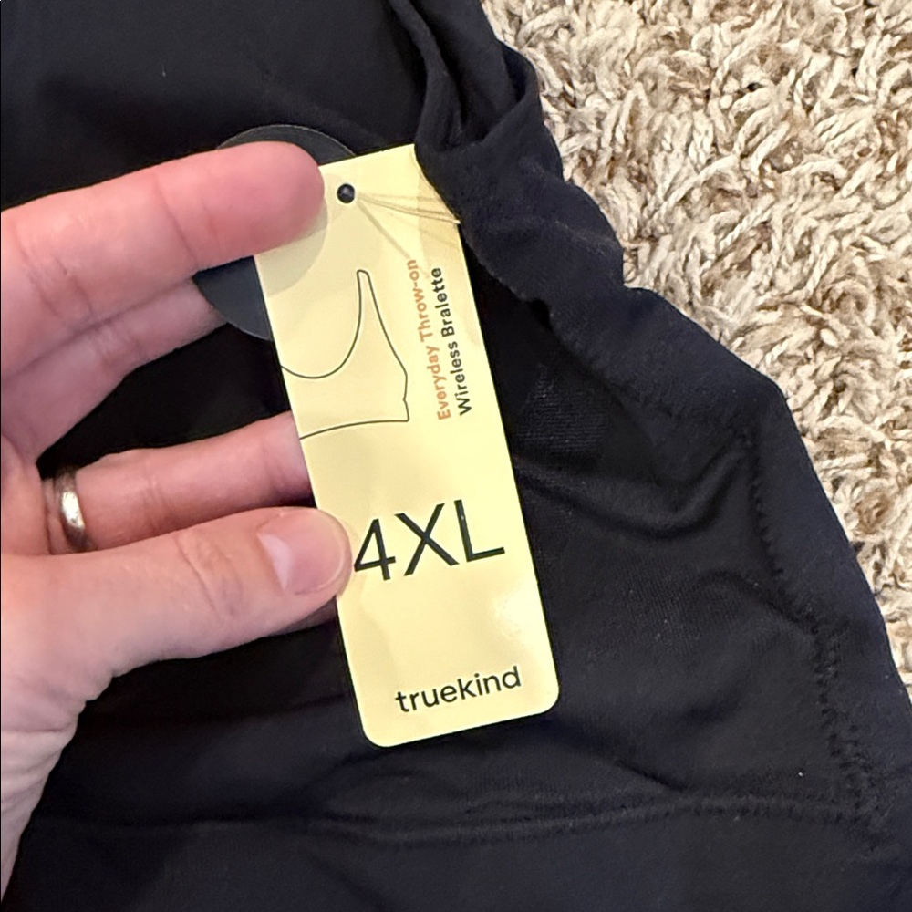 NWT Shapermint Truekind® Everyday Throw-on
Wireless Bralette Black - Picture 8 of 10